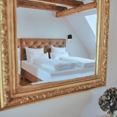 Otel Brauereigasthof Zum Kuchlbauer