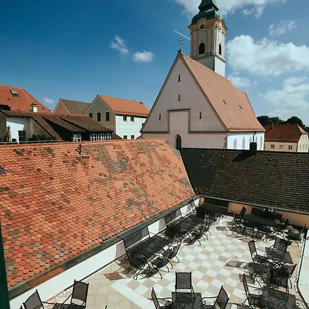 Brauereigasthof Zum Kuchlbauer Otel
