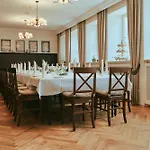 Brauereigasthof Zum Kuchlbauer Hotel *